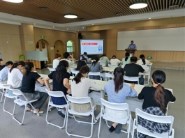 E:/幼儿园/梅龙湖安全资料/2024-2025年度第二学期/安全月/派出所培训/IMG_20250619_140325.jpgIMG_20250619_140325